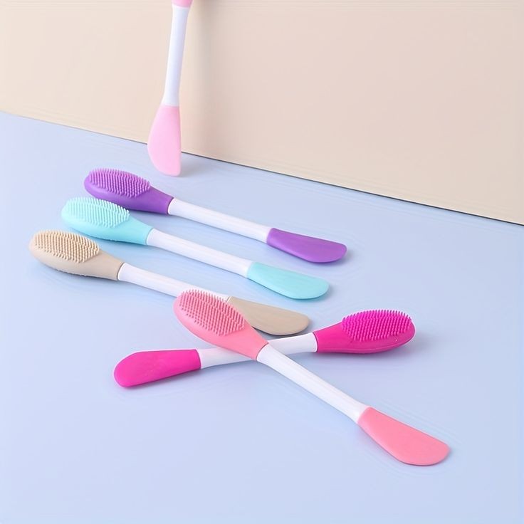 Silicone Mask and Cleansing Brush