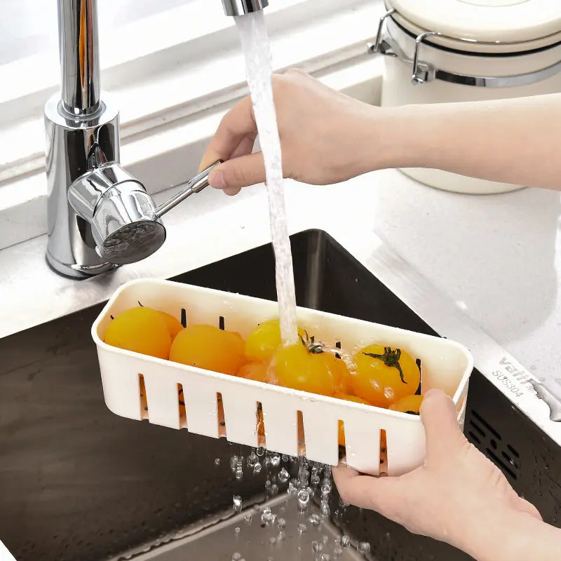 Acrylic 4 Grid Sealed Fridge Storage Box With Strainer