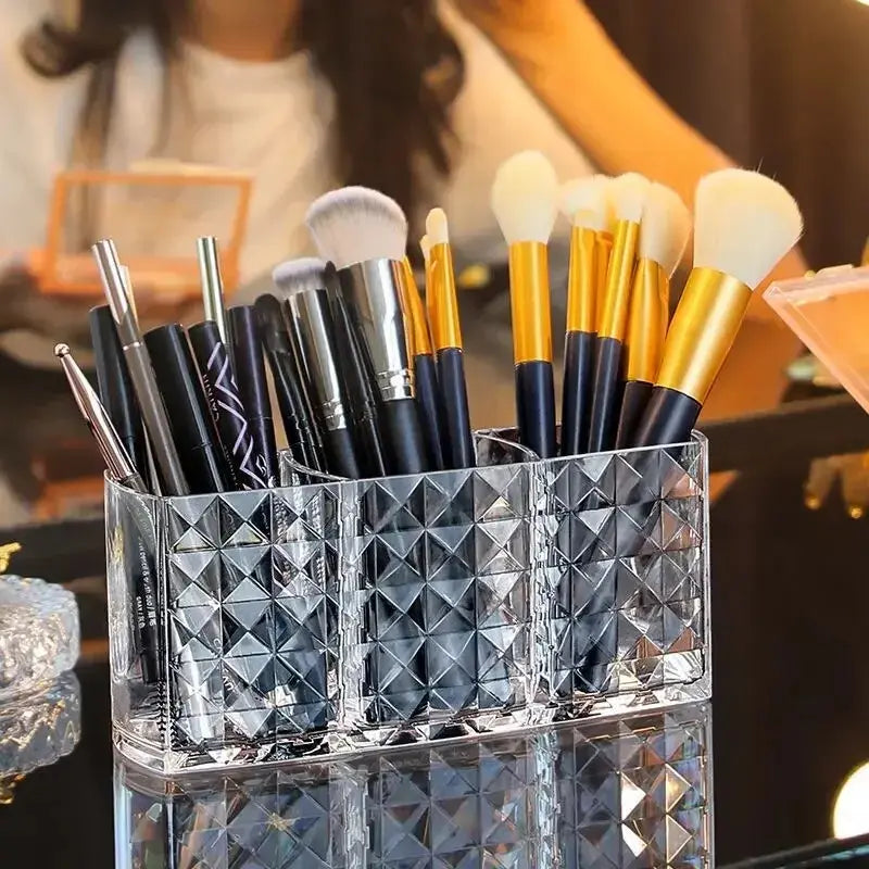 Diamond Cut 3-Grid Makeup Brush Holder
