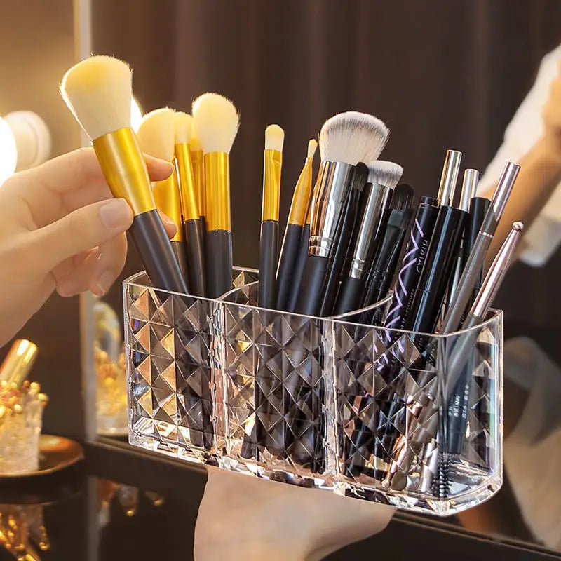 Diamond Cut 3-Grid Makeup Brush Holder