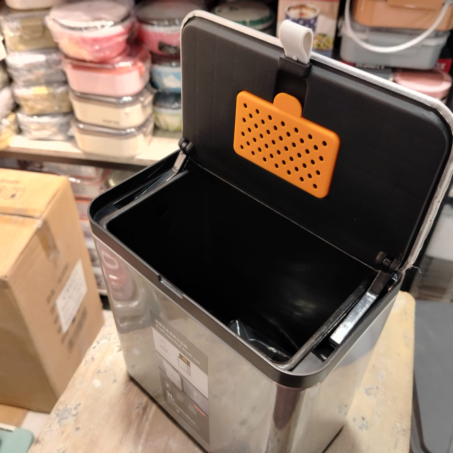 Stainless Steel Hanging Trash Can – Dual Opening Lid (3L / 8L)