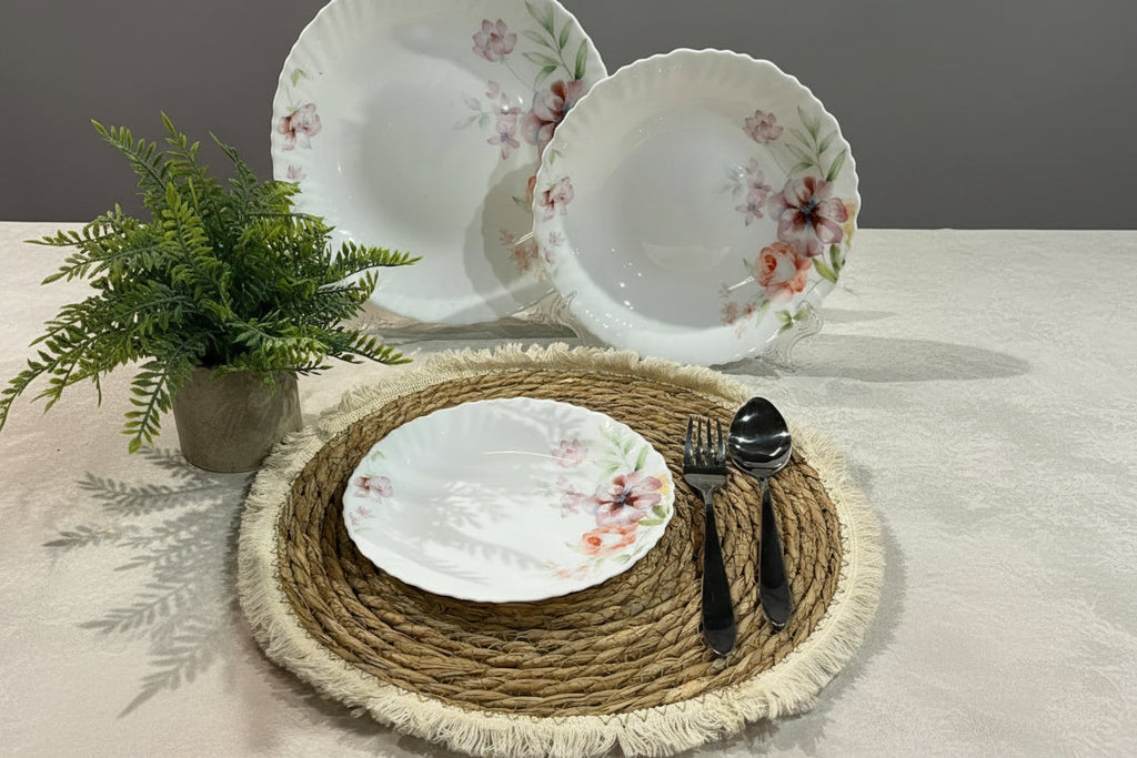 Danny Home 18-Piece Floral Dinnerware Set
