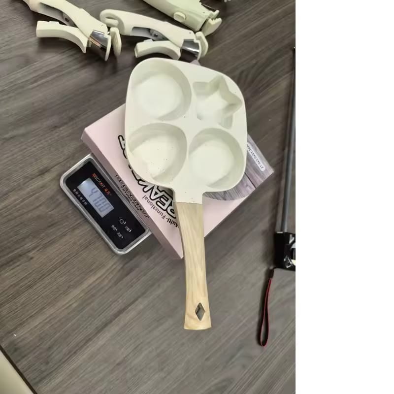 4-Hole Non-Stick Breakfast Pan – Heart & Star Design