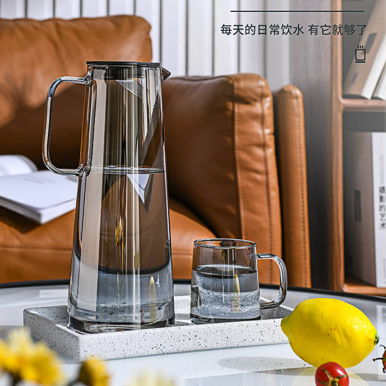 Modern 1800ml Glass Water Pitcher with Stainless Steel Filter
