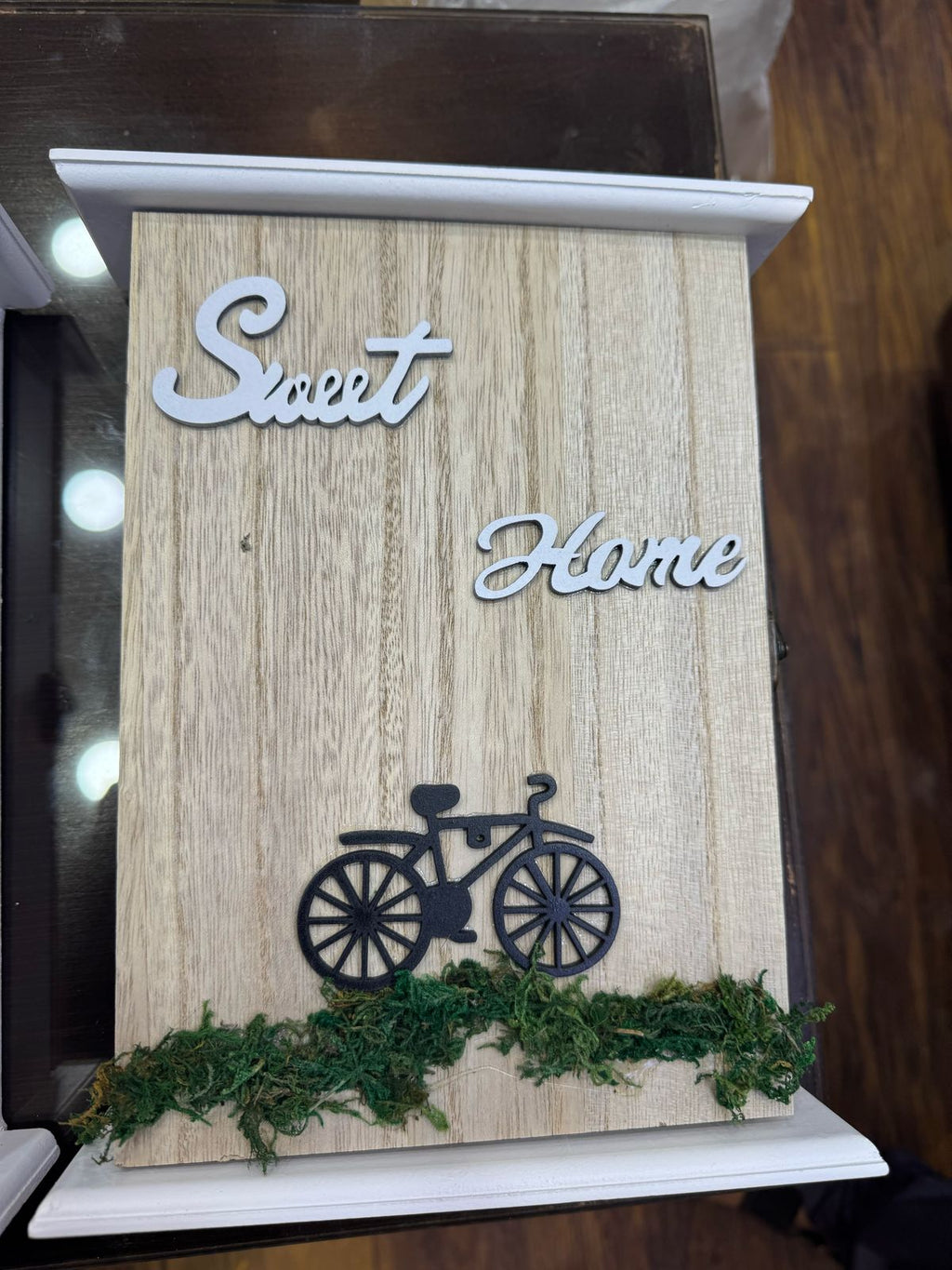 Wooden Wall Mounted Key Holder
