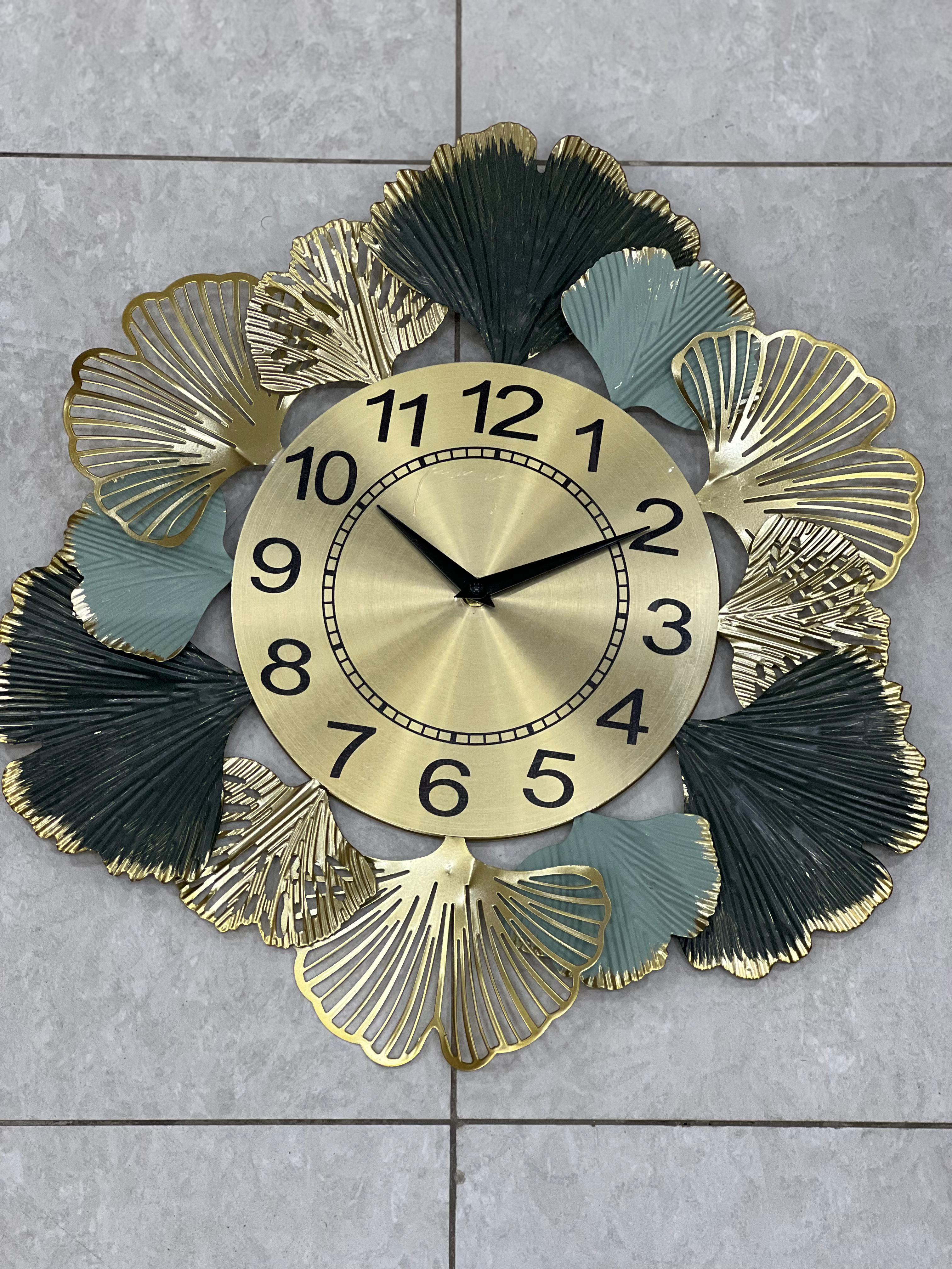 Luxury Metal Leaf Wall Clock
