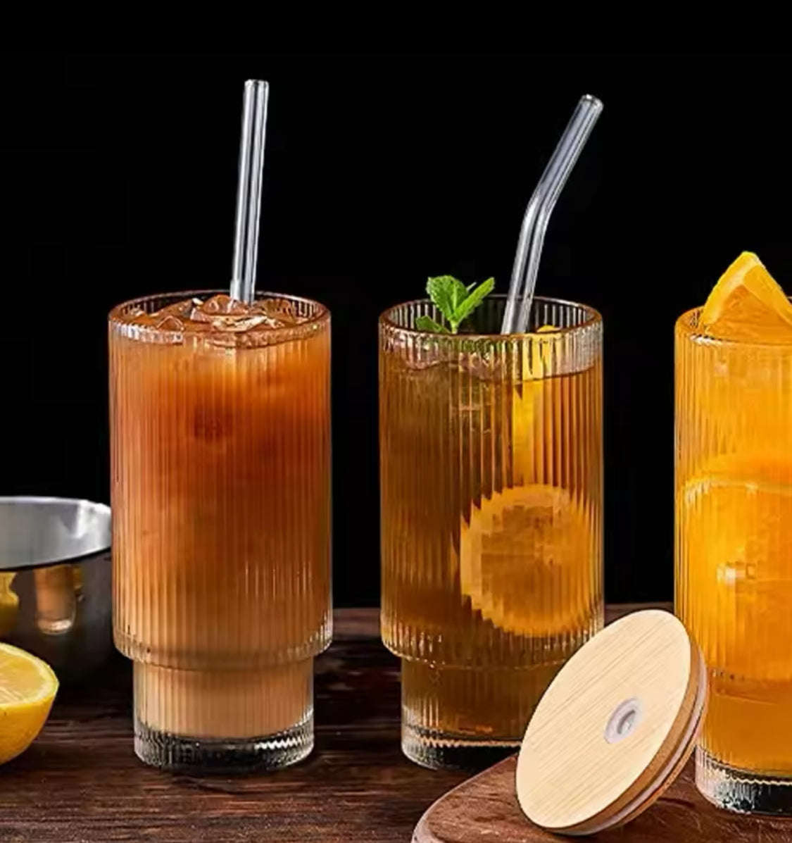 Ribbed Drinking Glasses with Bamboo Lids and Straws  400ML